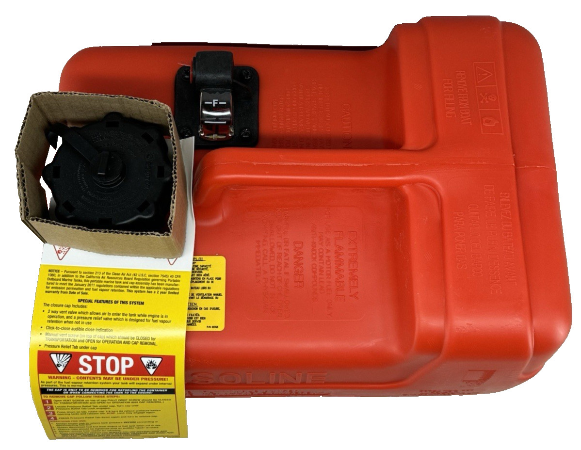 Scepter 3.2 Gallon Portable Marine Gas Can Boat Fuel Tank 2-Way Vented NEW