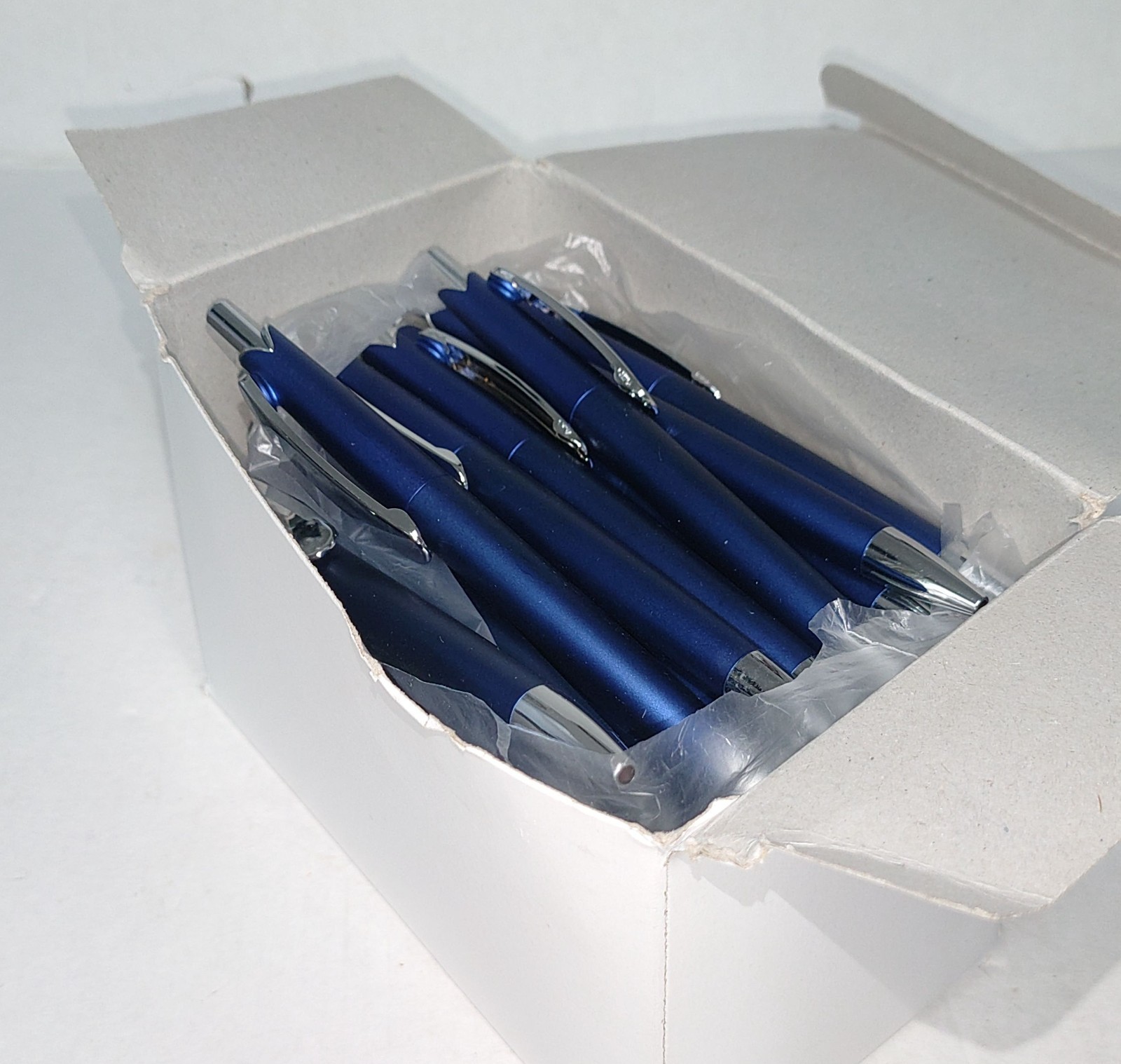Lot of 50 Bulk Blue Retractable Ballpoint Pens Brand New