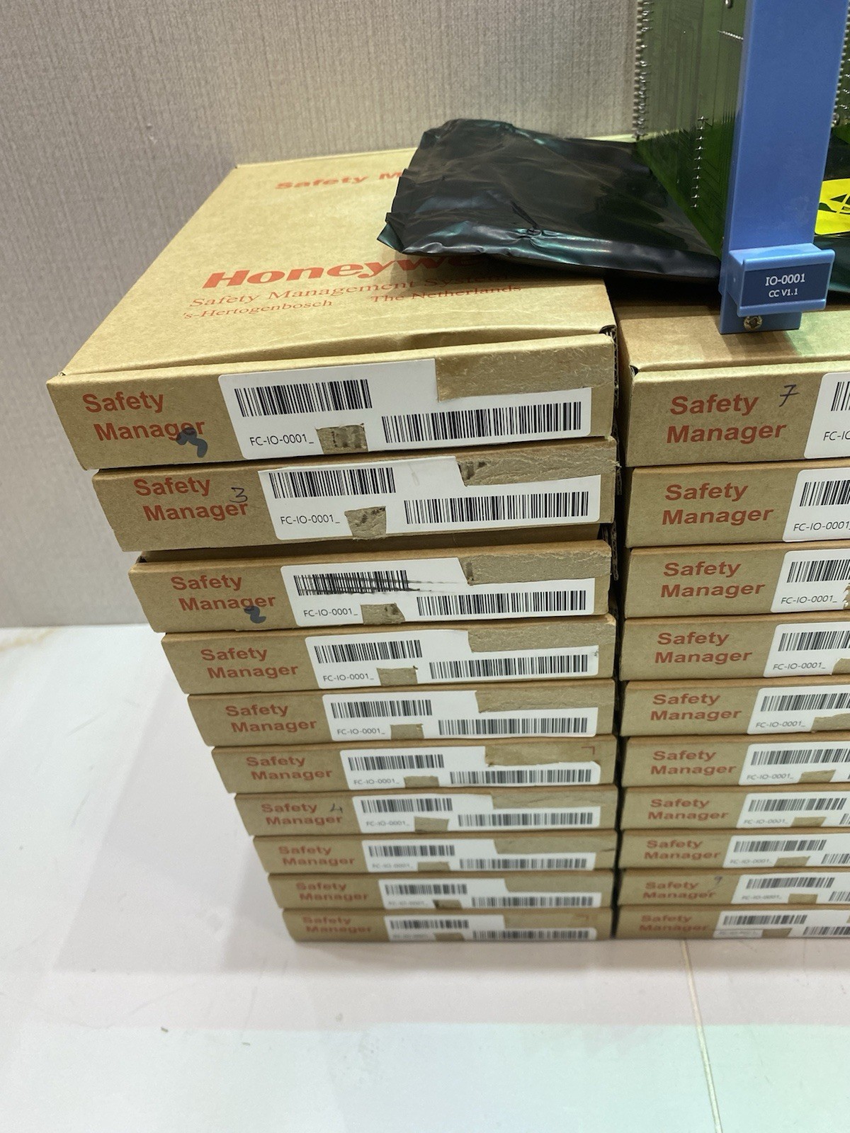 HONEYWELL FC-IO-0001 CC V1.1 EXTENDED MODULE IO-0001