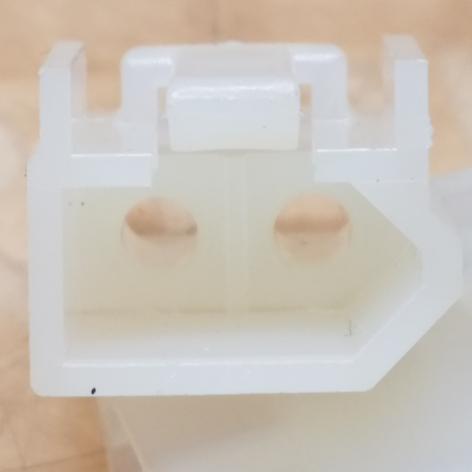 Molex 03-09-2028 Plug Housing, 2 Circuits – USED