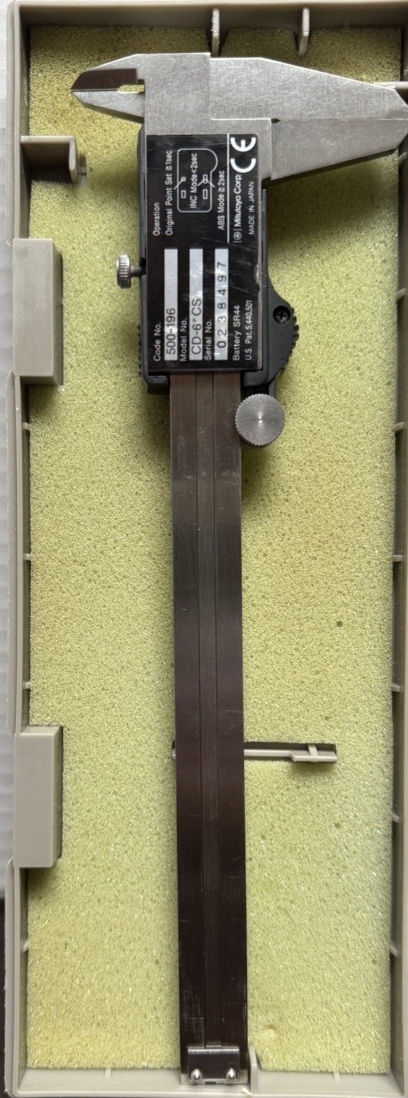 Mitutoyo 6in/150mm Digital Caliper 500-196 Model No. CD-6″ CS, Made in Japan