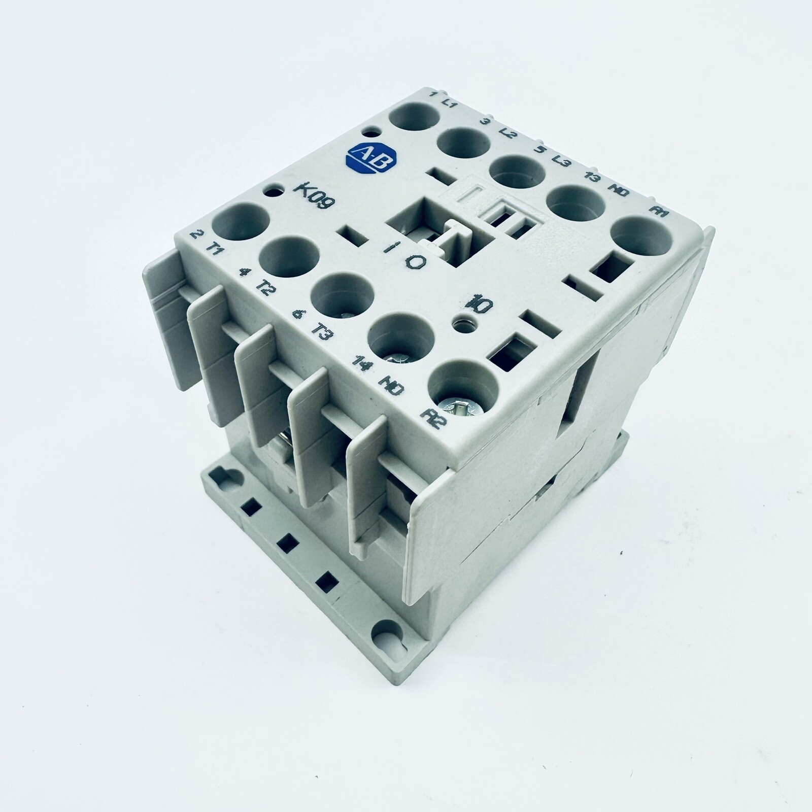 Allen Bradley 100-K09*10 Miniature Contactor 9AMP, 3-Pole + 1 NO