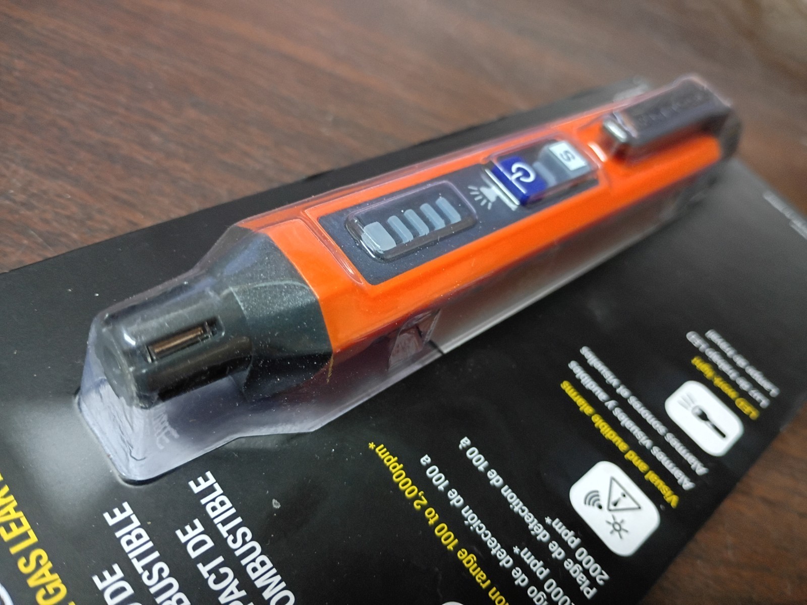 KLEIN TOOLS ET190 COMPACT COMBUSTIBLE GAS LEAK DETECTOR 50 – 2000 ppm NEW