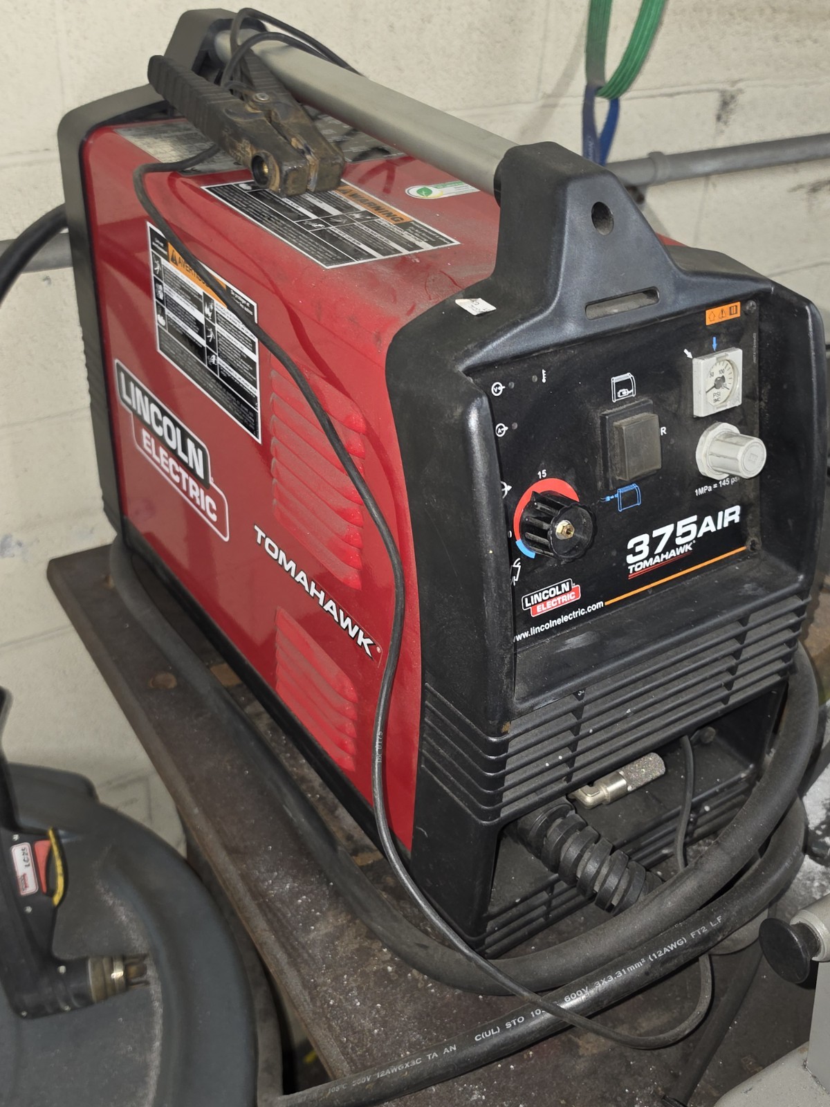 Lincoln Tomahawk 45 Plasma Cutter Internal Compressor 20Ft Hand Torch (K5458-1)