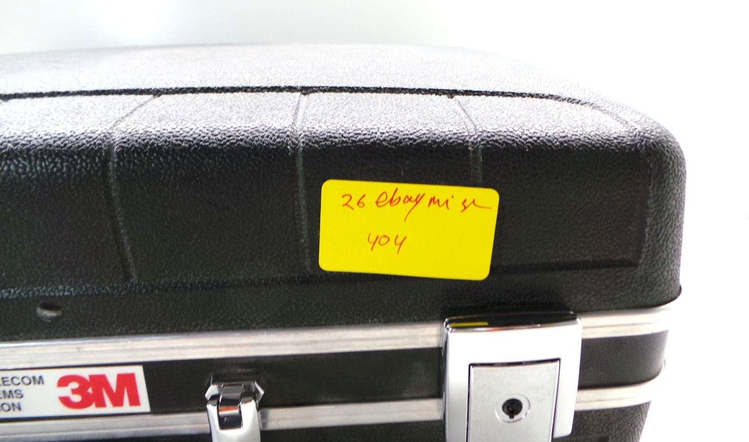 3M 6312 OVEN-HOT MELT Bundle – with Case / Accessories as showing on the picture