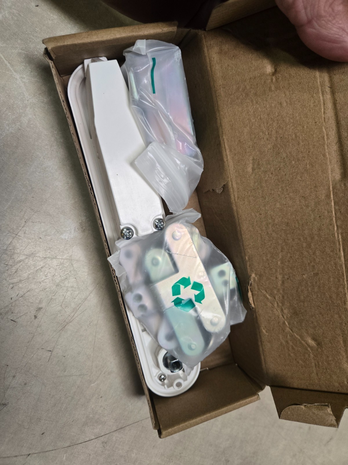 Schneider Electric LVS01218 Handle Prisma GP IP30 New Open Box