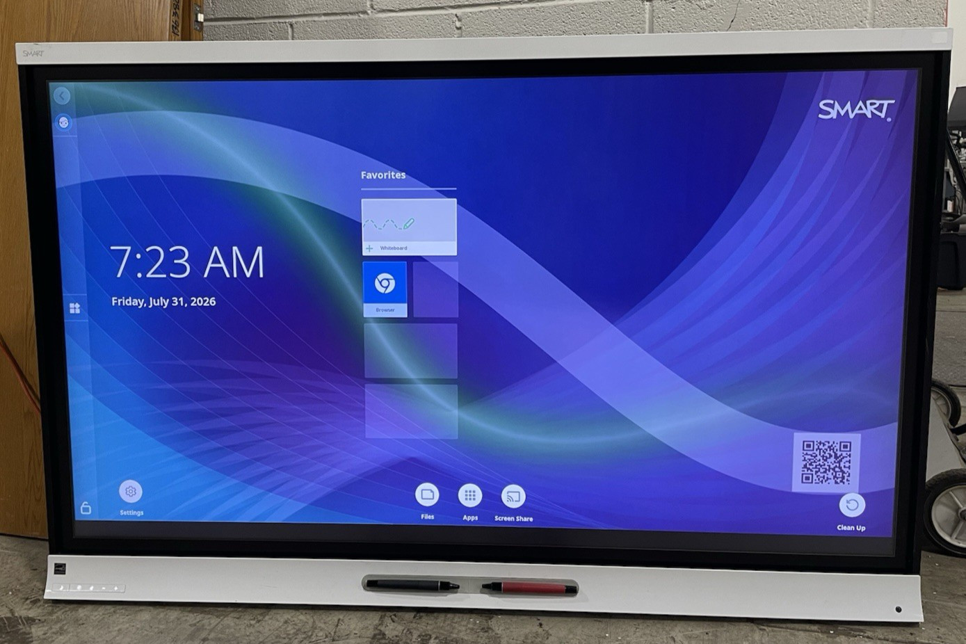 SMART Board SPNL 6065-V2 1028257 65″ Interactive Touchscreen