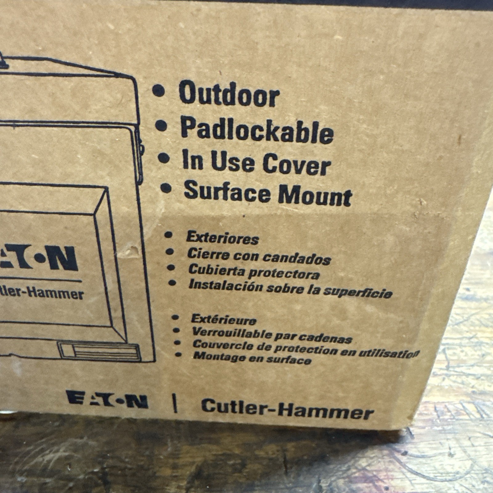 Eaton 30 Amp RV Power Outlet Box TT-30R Receptacle 3 Prong
