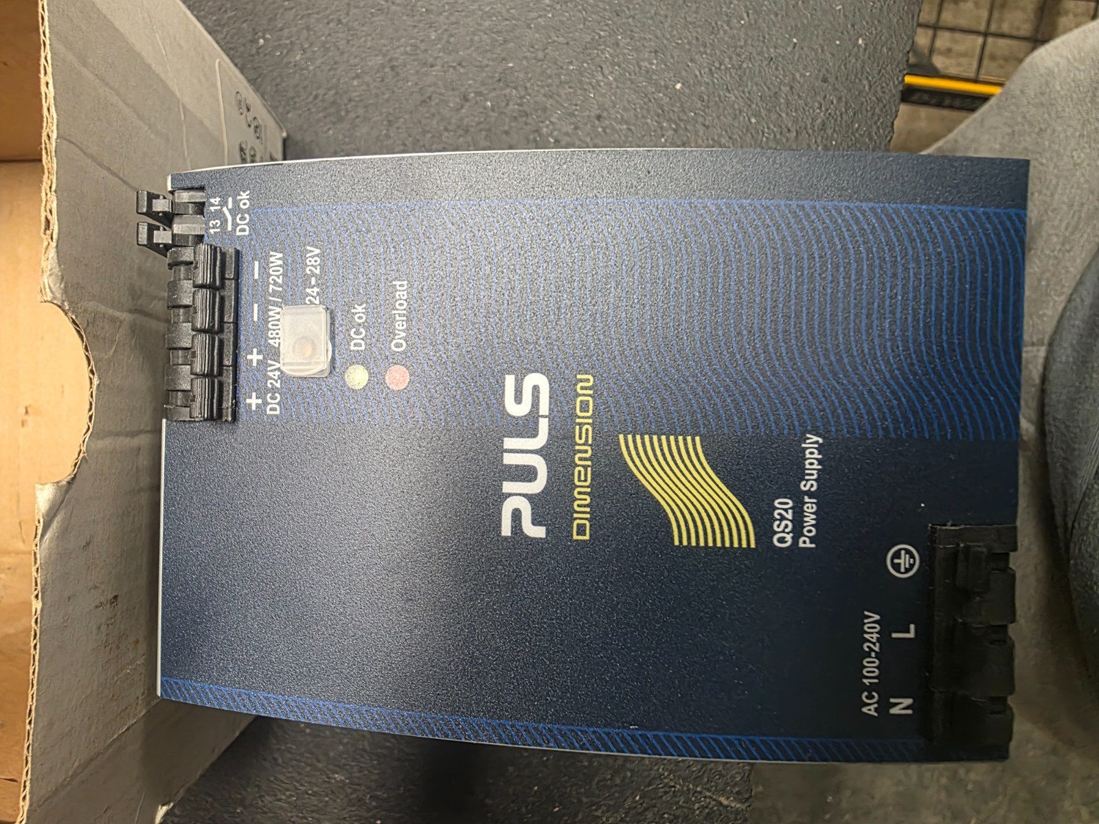 PULS Dimension QS20.241 DIN Rail Power Supply | 24V 20A 480W | AC 100-240V In