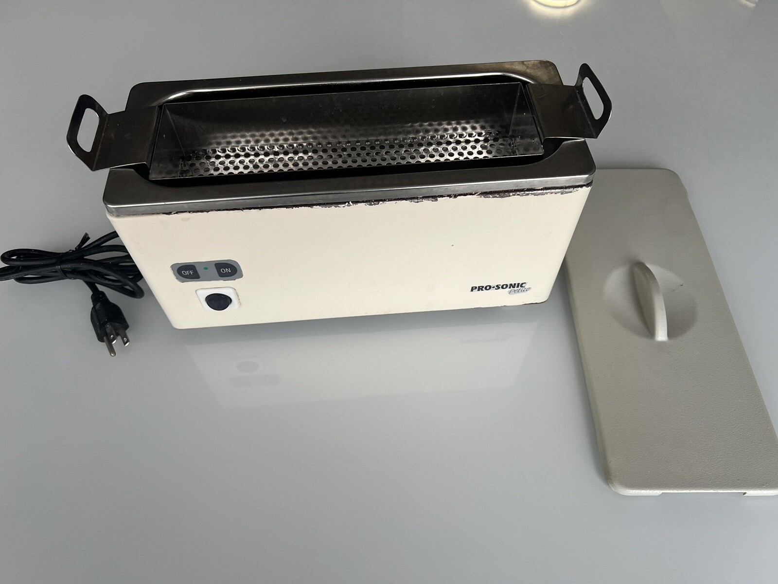 BRANSON PROSONIC Ultrasonic Cleaner Model: B300
