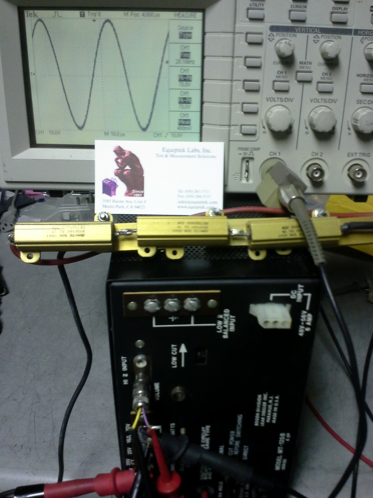 Power Amplifier 30Hz-20kHz 125Wt 75V 68dB max gain Low impedance 4 magnet drive