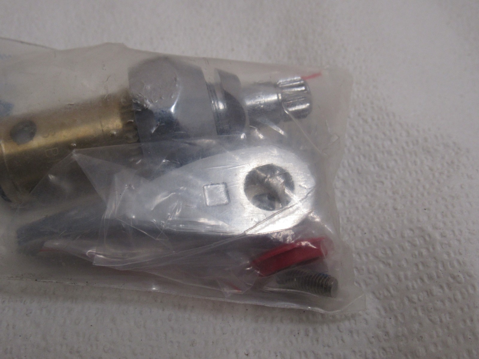 T&S Reliability Built Eterna Cartridge with Spring Check Right Hand 002712-40NS