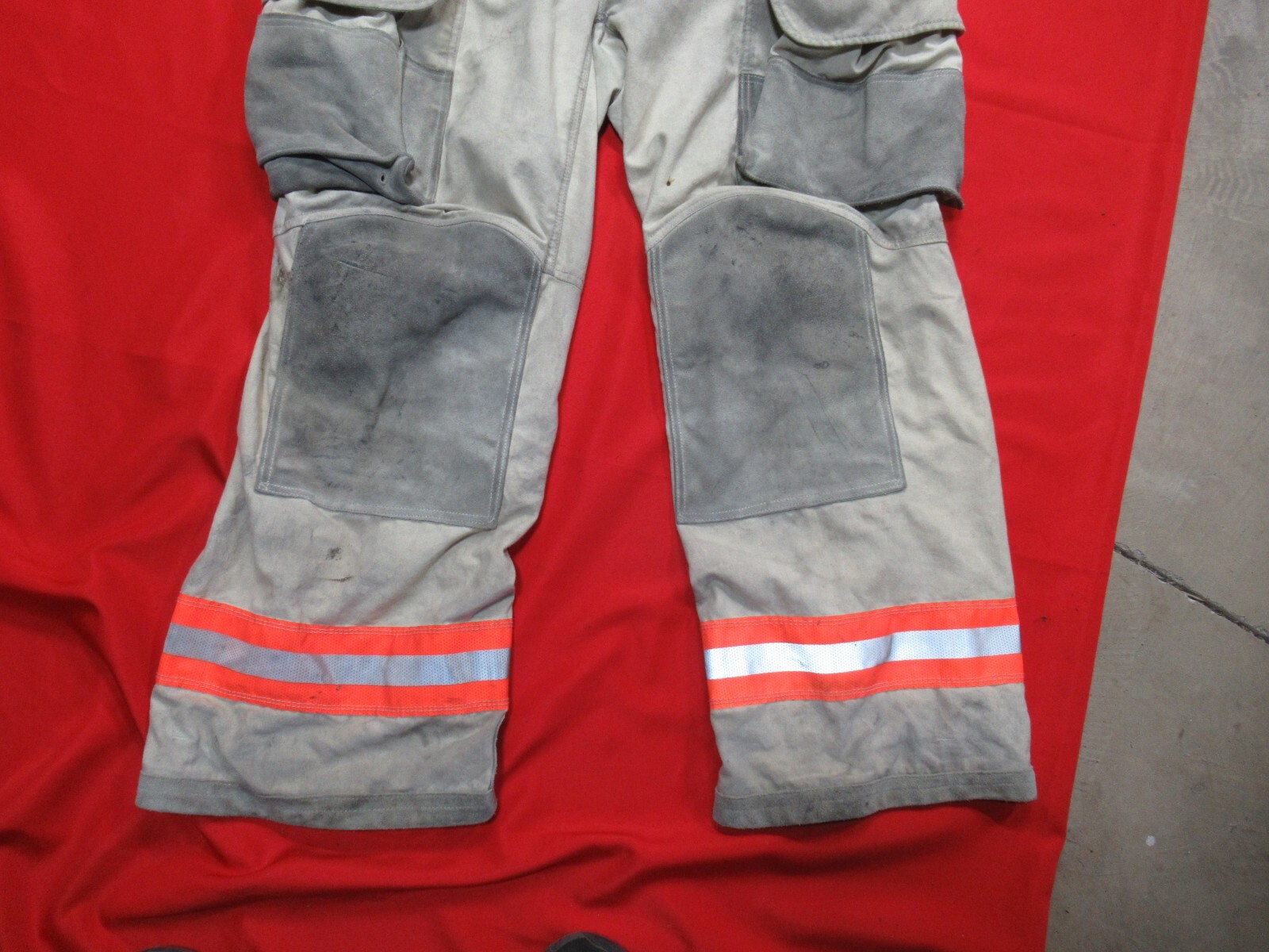 ## OUTER SHELL ONLY## Lion Janesville 42 X 31 Firefighter Turnout Bunker PANTS