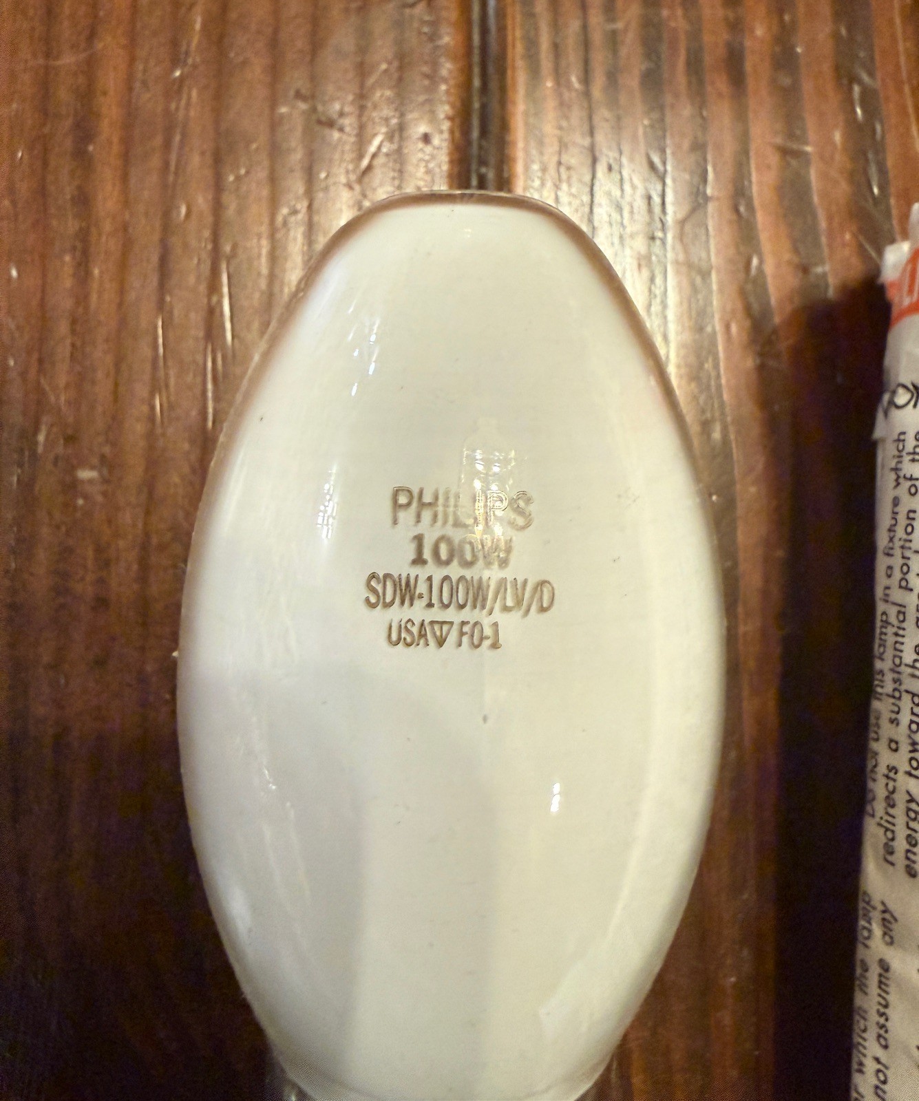 Philips SDW-100W/LV/D WHITE SON High Pressure Sodium Diffuse Bulb 100 Watt