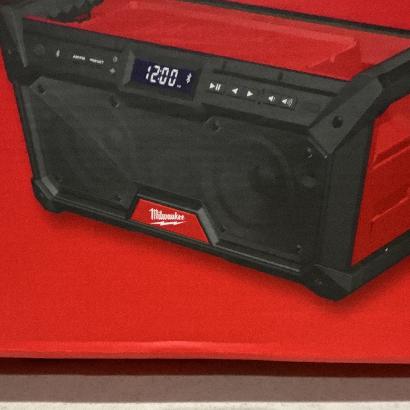 Milwaukee M18 Bluetooth Jobsite Radio Tool-Only M18 2952-20