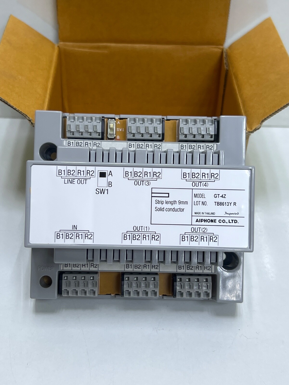 Aiphone GT-4Z 4-Way Video Distribution Adaptor