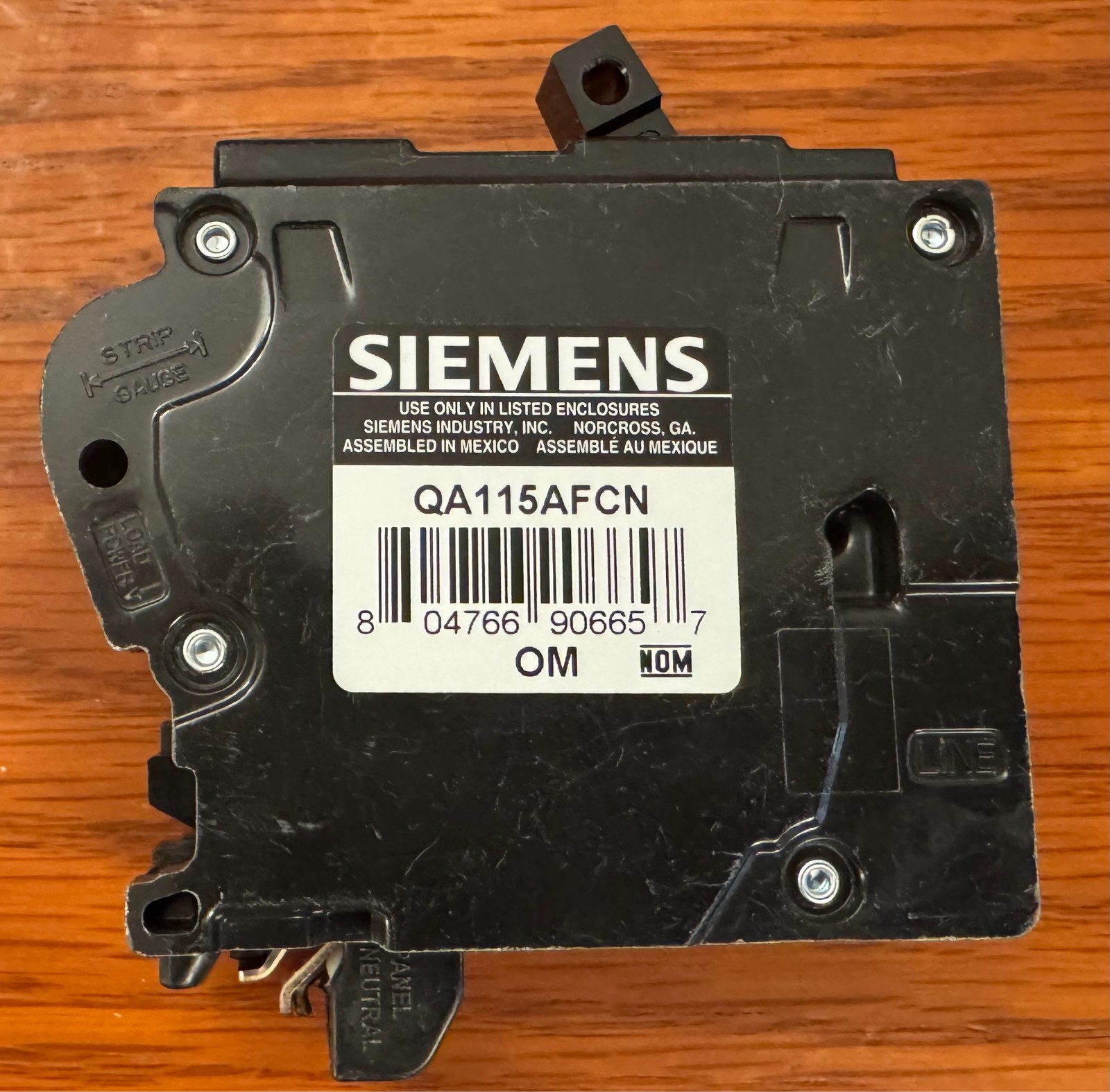 Siemens QA115AFCN 15A 1-Pole Plug-On Neutral Circuit Breaker