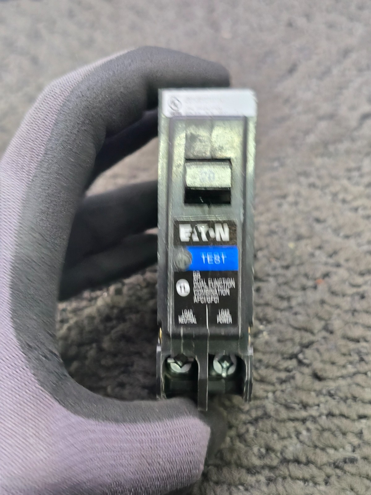 Eaton BRP120DF: Dual Function AFCI/GFCI Plug-On Neutral Breaker 20A 1-Pole
