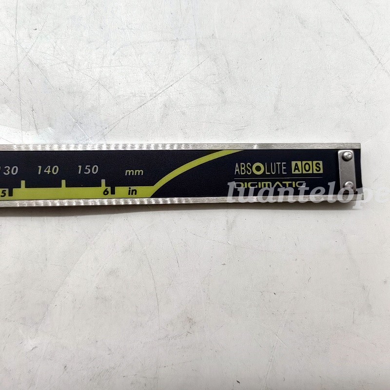 Japan Mitutoyo 500-196-30 150mm/6″ Absolute Digital Digimatic Vernier Caliper