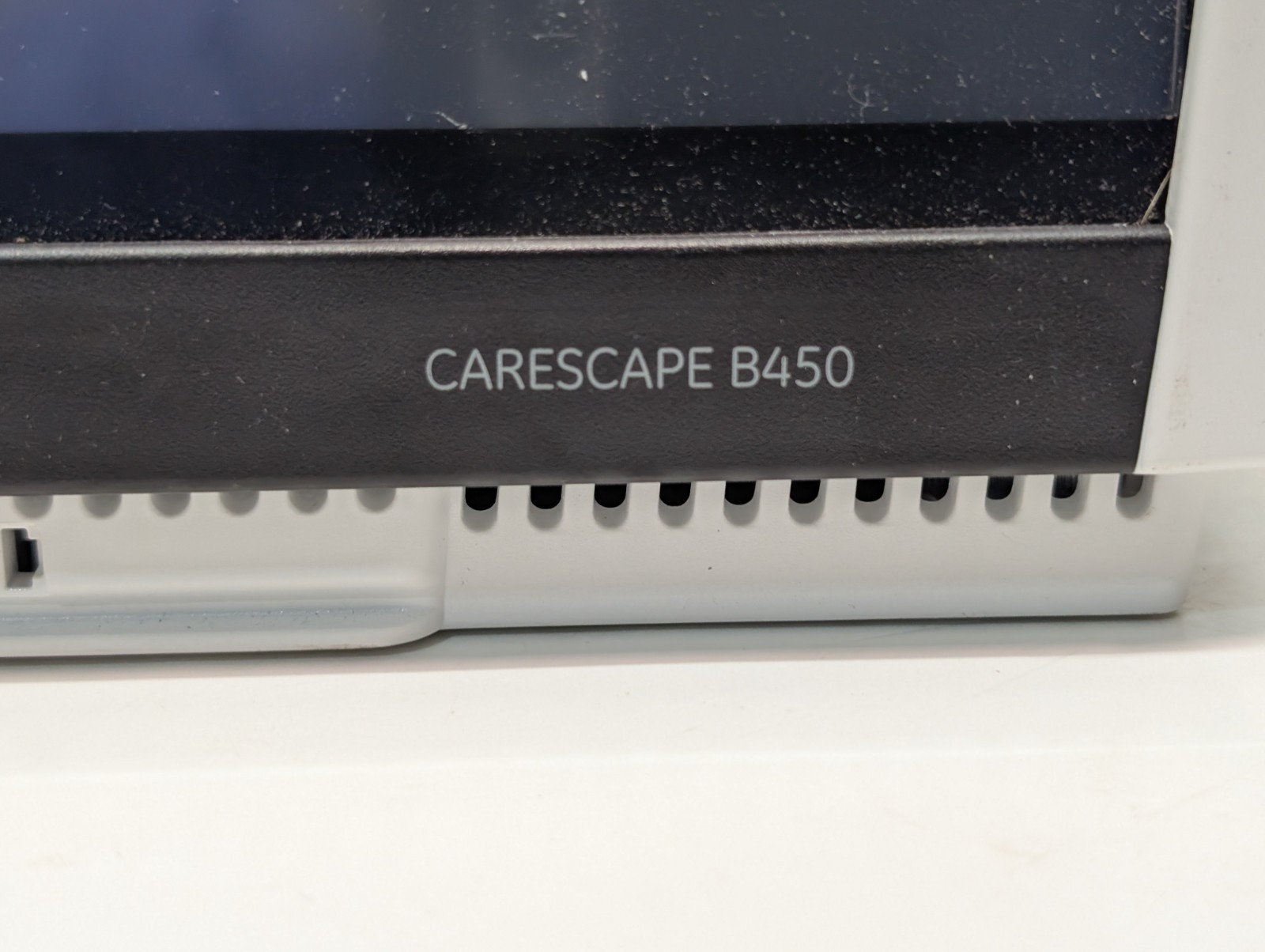 GE Healthcare Finland Carescape Monitor B450, FOR PARTS ONLY, As-Is, B450-01