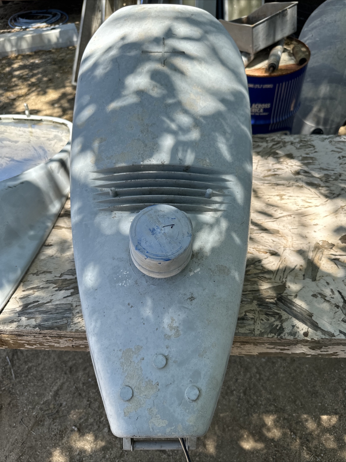 ITT Model 25-200w/250w High Pressure Sodium HPS Light Fixture. No Bulb Or Photo