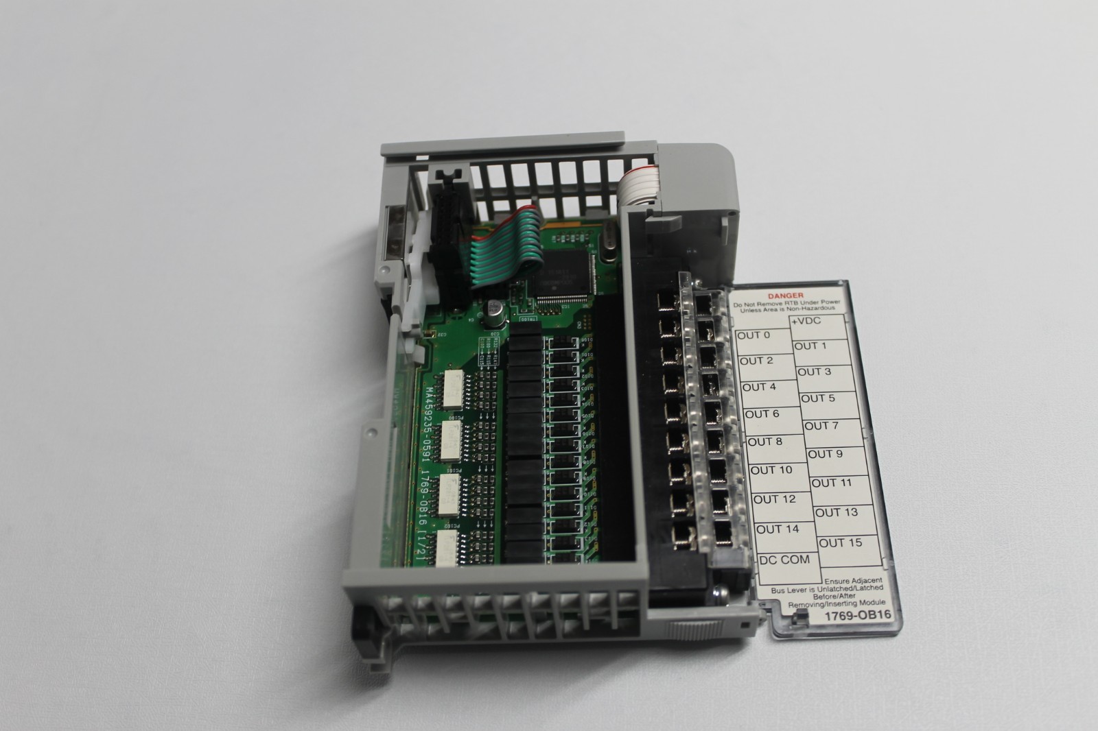 Allen-Bradley 1769-OB16 Sourcing Output Module Compact I/O PLC CompactLogix