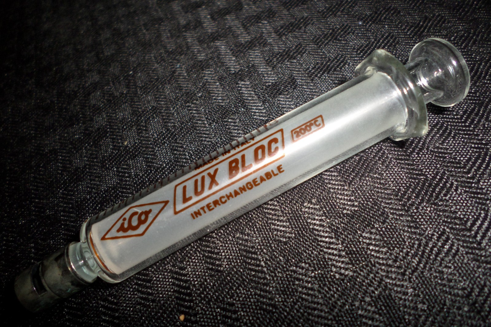 Lux Bloc Interchangeable Glass 5cc Syringe Metal Luer Lock Tip w/ Glass Plunger