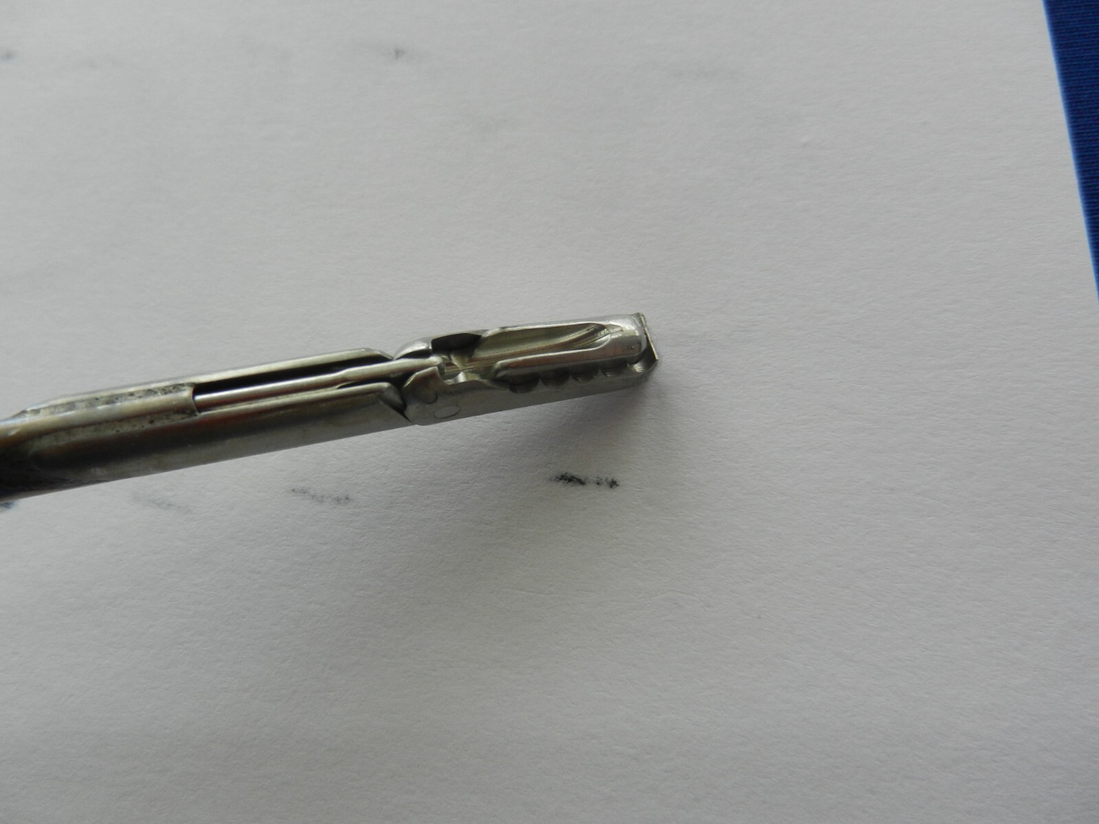 E5166 Circon ACMI E8217 Elite Optical Stone Crushing Forceps 11fr