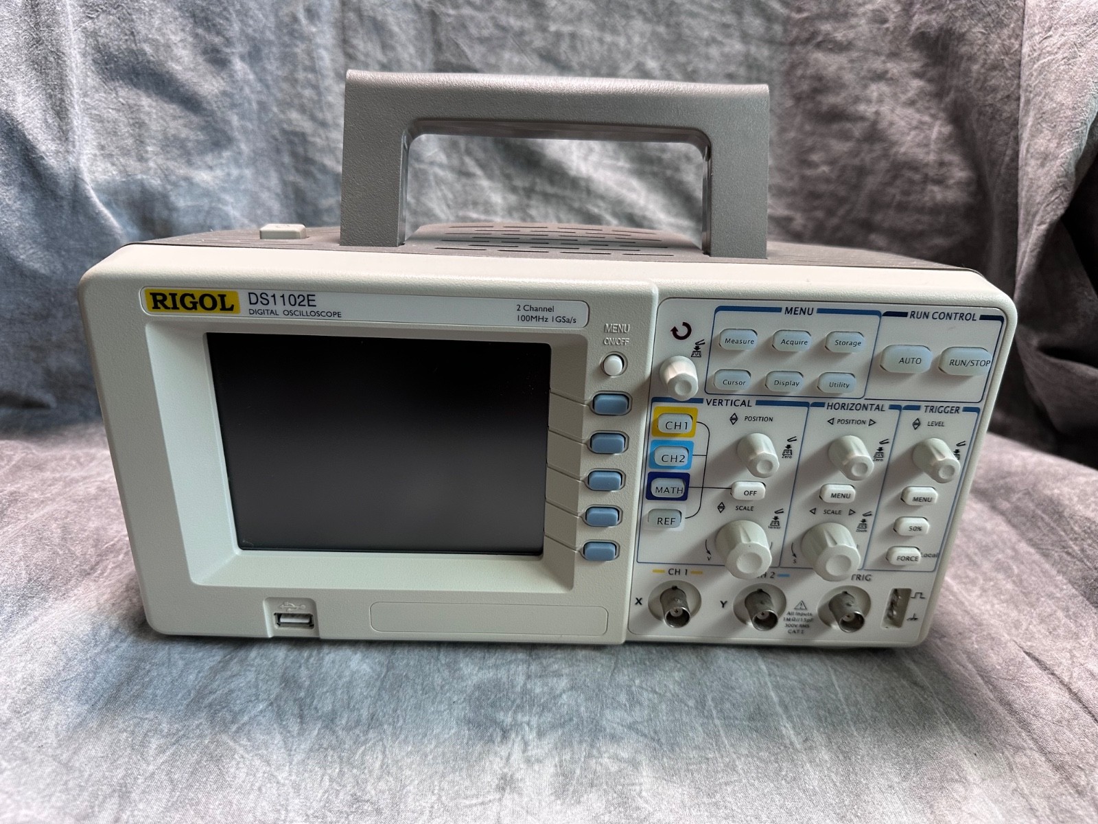 Rigol DS1102E 100MHz 1GSa/s 2 Channel Color Oscilloscope with Probes