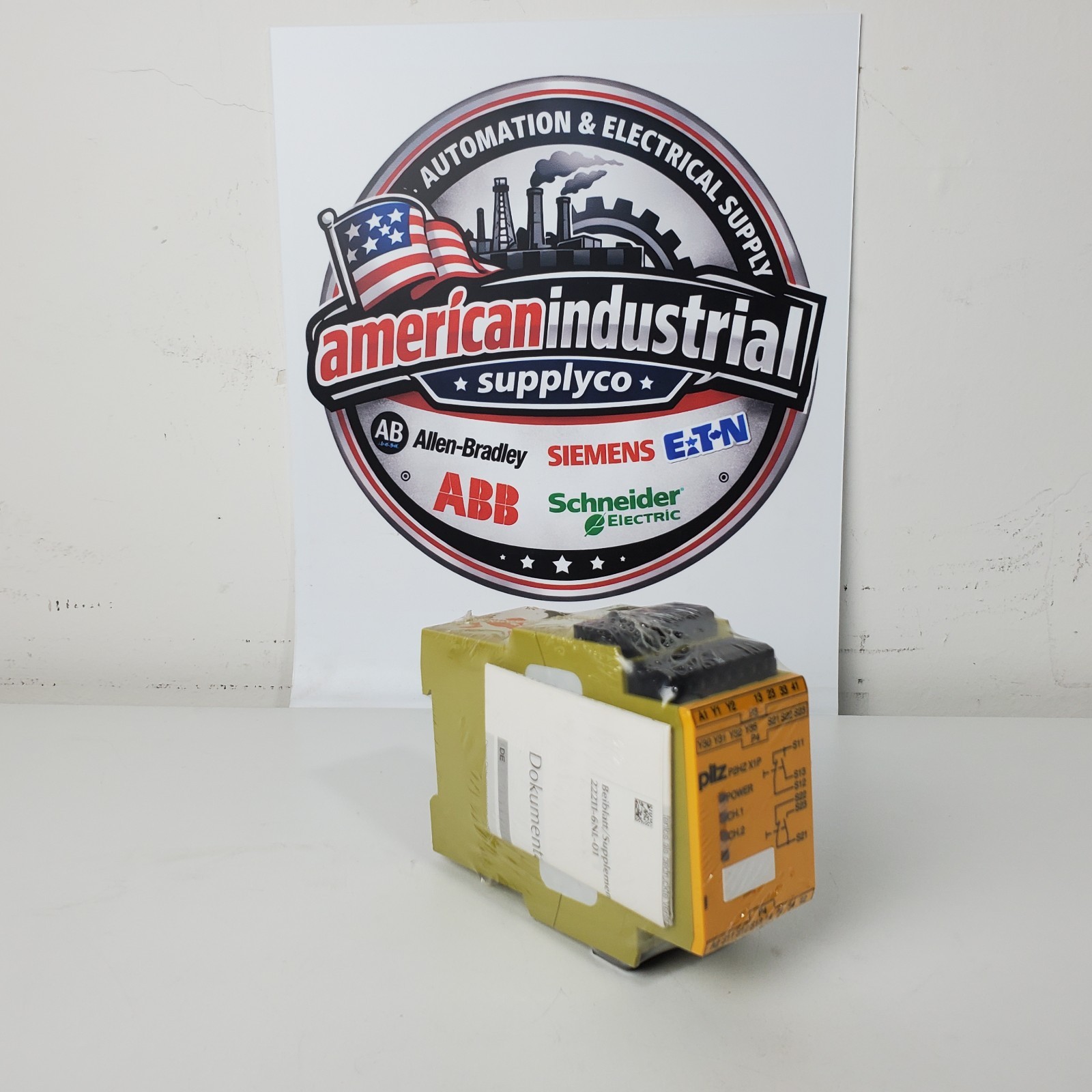 PILZ P2HZ X1P 777340 Safety Relay, New Sealed!