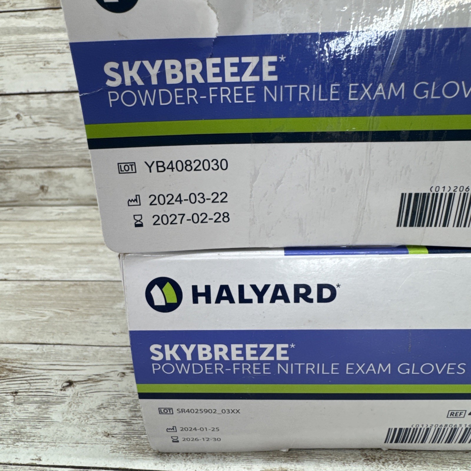 Halyard SKYBREEZE Nitrile Exam Gloves *3 DENTED BOXES* Size: MEDIUM Exp: 12/26+