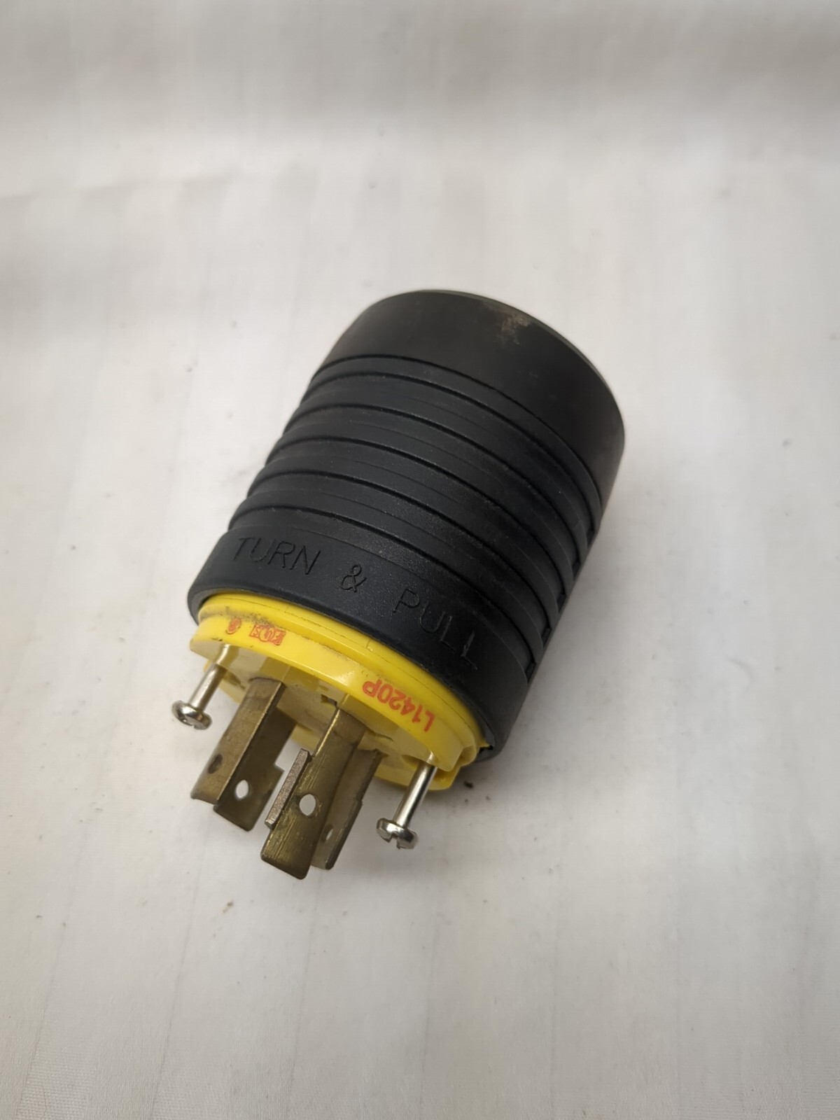 P&S NEMA L14-20P L1420P 20 Amp 125V 250V Locking Male Ground Plug Generator Cord
