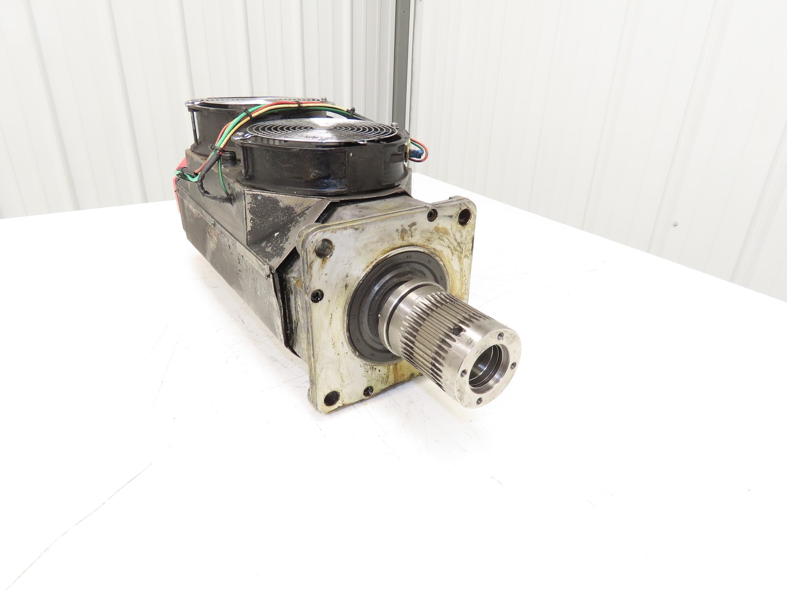 Fanuc A06B-0158-B075 a40/2000 AC Servo Motor 7.3kW 25A 2000 RPM 184V 3PH