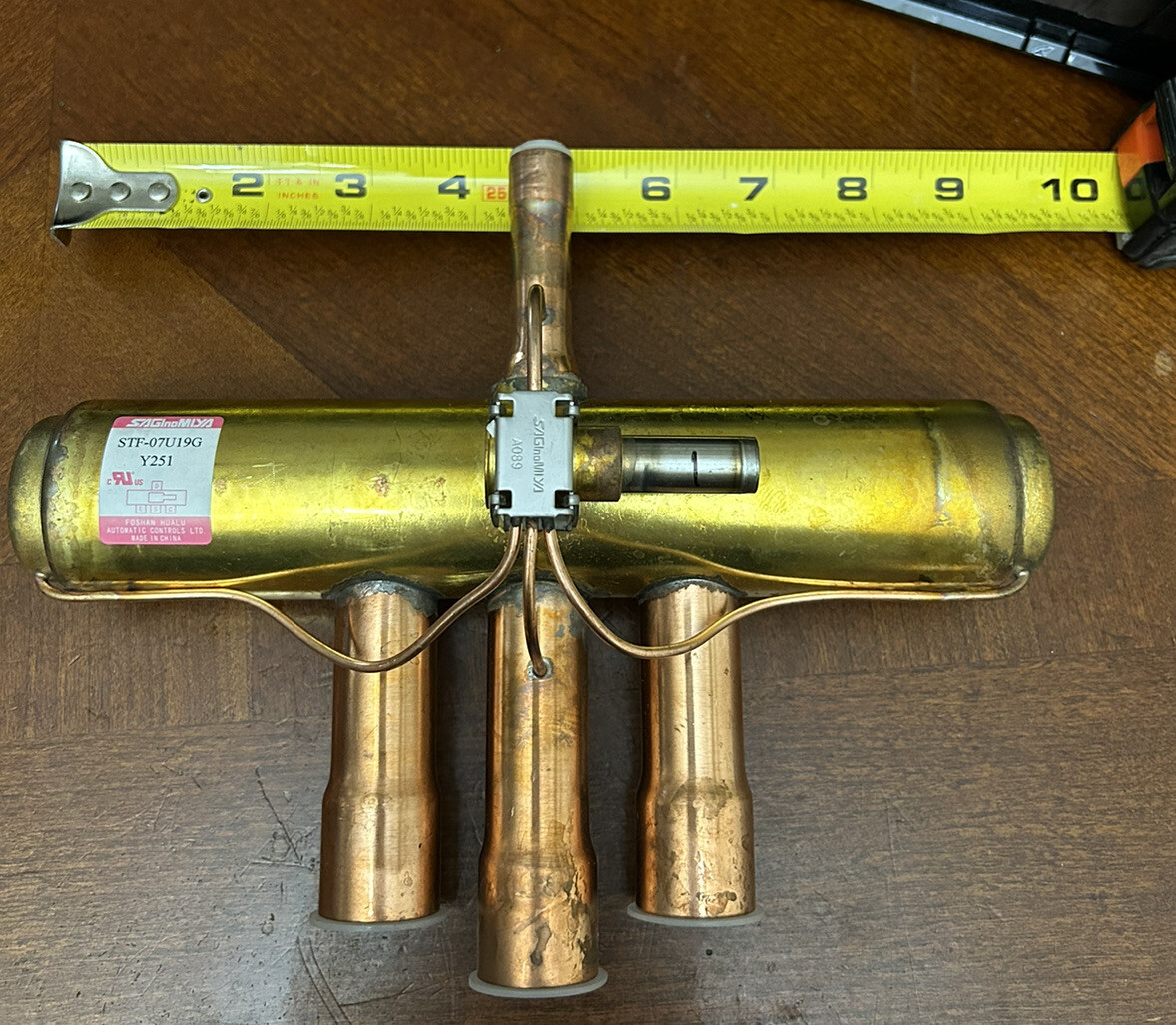 STF-07U19G SAGInoMIYA DESC 4 Reversing Valve , 4Way.