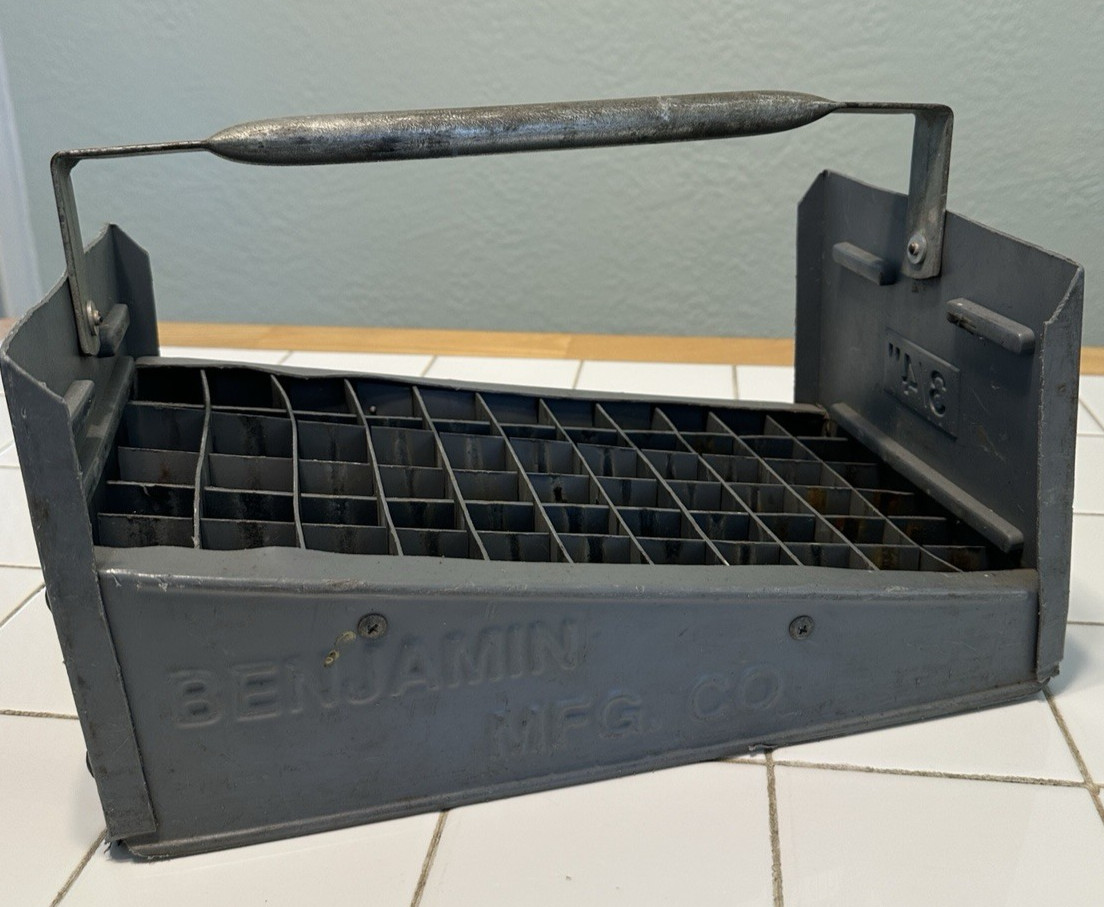 Benjamin MFG Co Nipple Caddy 3/4″ Gray Plastic 66 Slots Handle Plumbers #T1007
