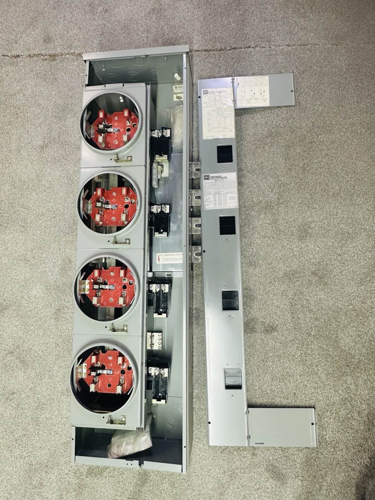 Cutler Hammer Residential Meter Stack 800A Main 4 Socket 120/240V 208Y/120VAC