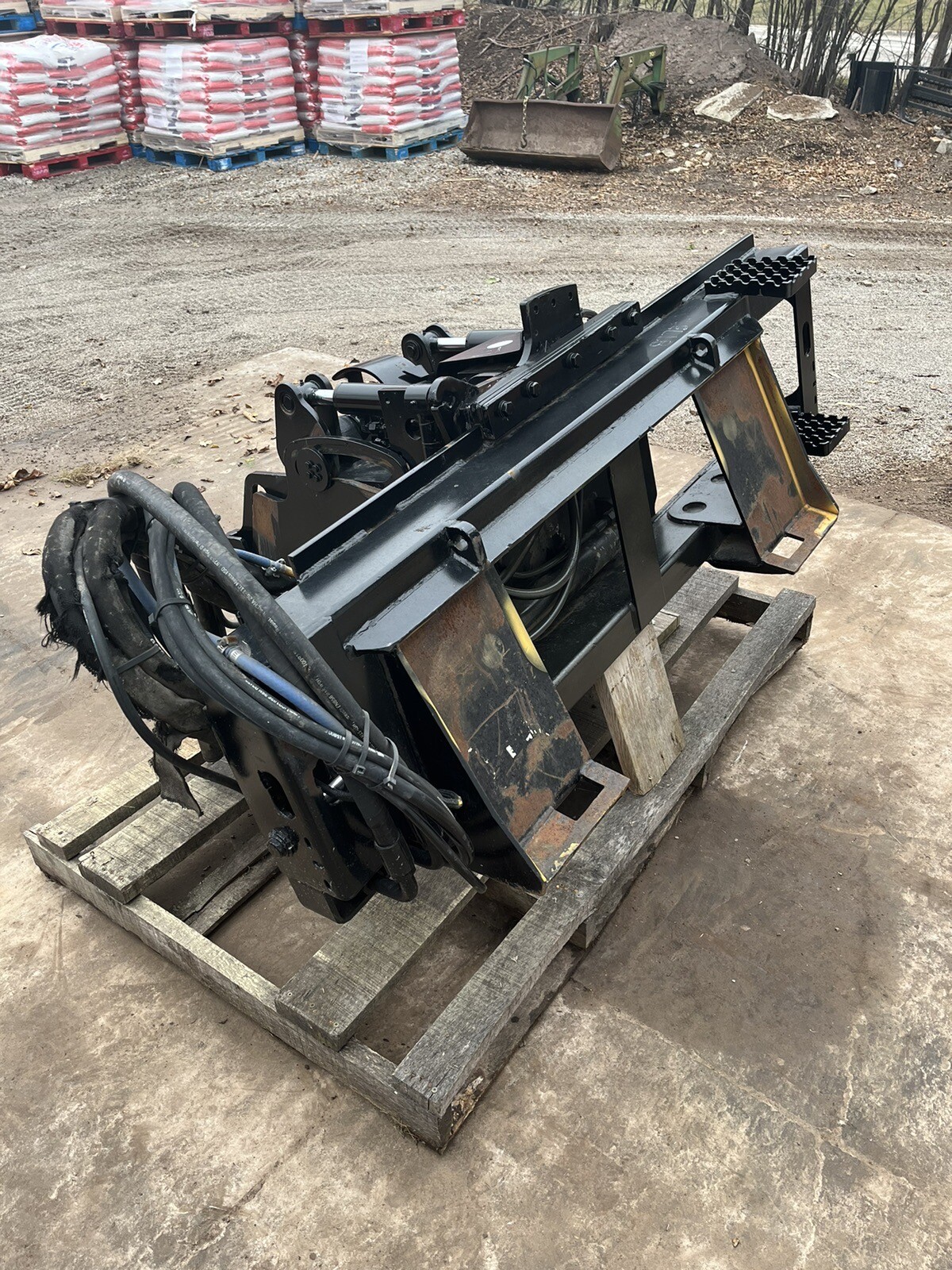 CAT PC205 QUICK TACH COLD PLANER ASPHALT GRINDER – WE CRATE & SHIP GOV SURPLUS