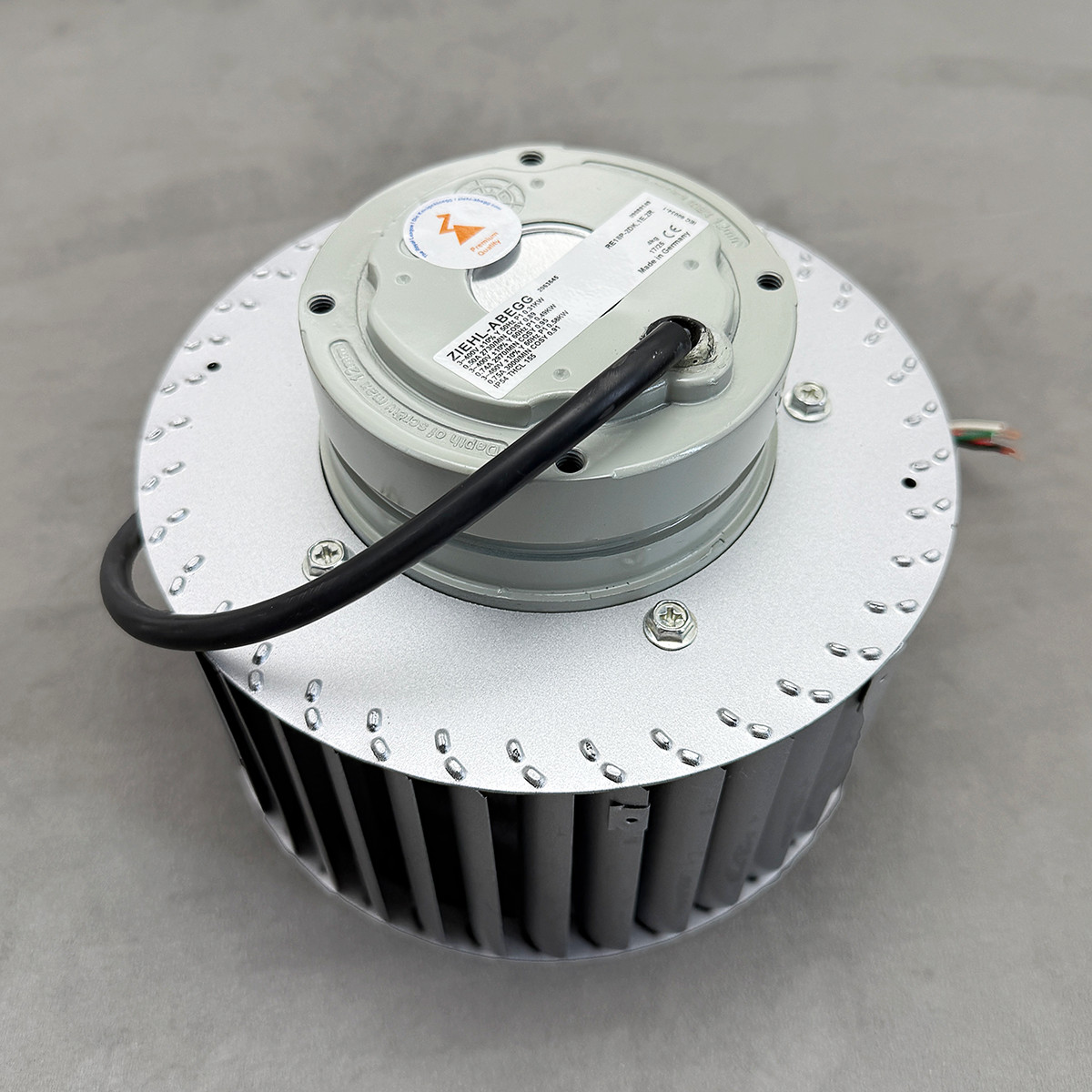 Brand New RE18P-2DK.1E.2R 0.31/0.58KW 50~60Hz for Ziehl-abegg Cooling Fan