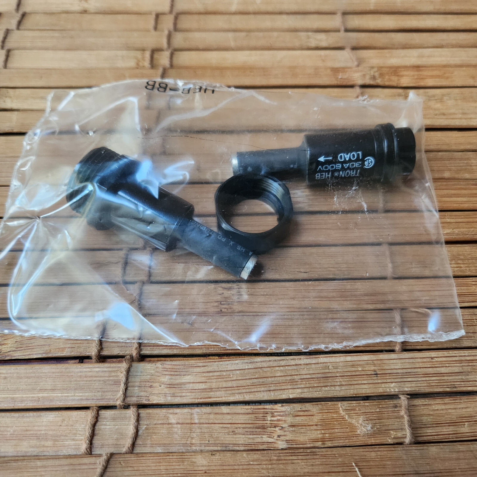 BUSSMAN TRON In-the-Line WATERPROOF FUSEHOLDER 30 AMP 600 VOLTS HEB-BB