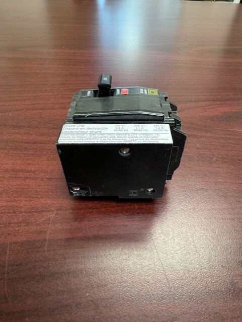 QOB2501021 QOB250-1021 2Pole 50Amps 120/240Volt 120V w/Shunt BOLT-ON SquareD NEW