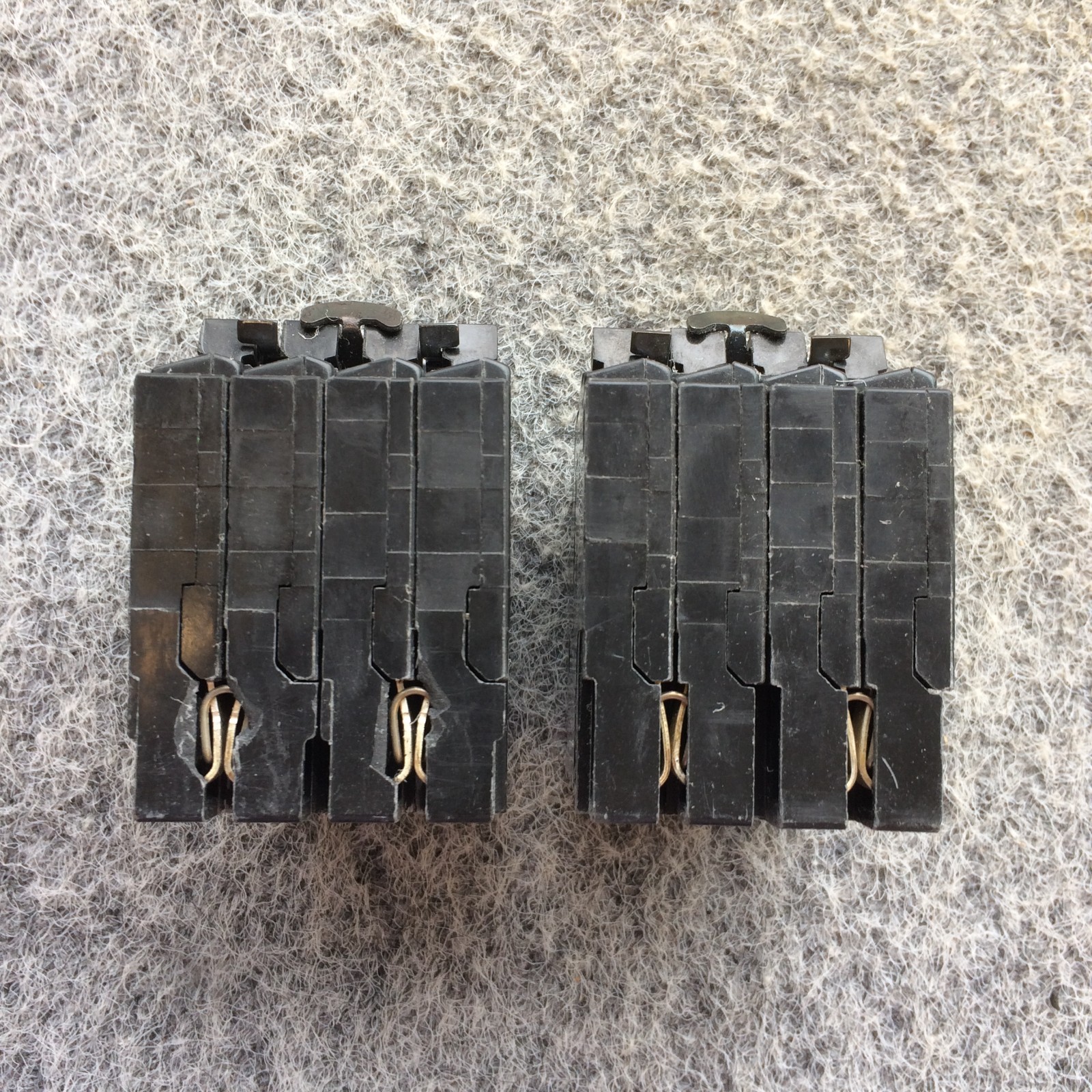 Lot of 2 SIEMENS Q23030CT2NC Q23030CT2 QUAD CIRCUIT BREAKER 2P30A/2P30A NOS