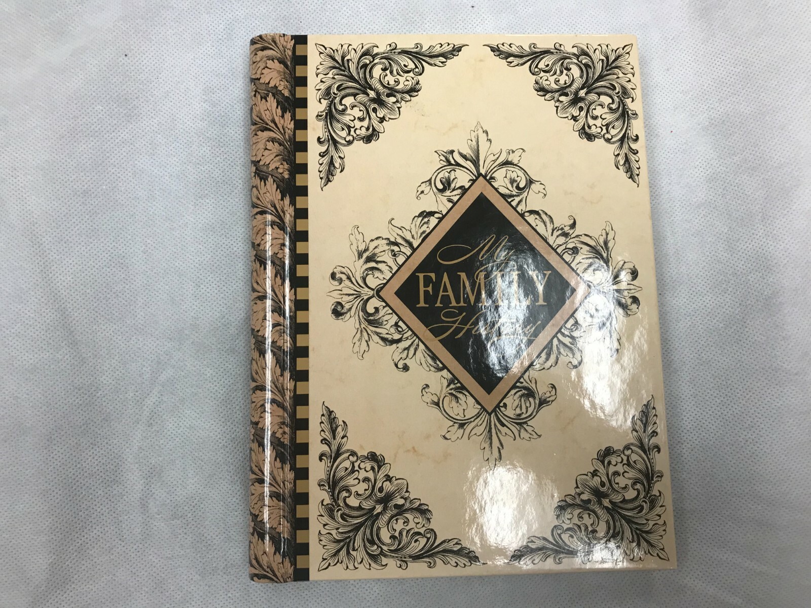 Hallmark «MY FAMILY HISTORY» Journal Record Fondest Memories Mint Condition