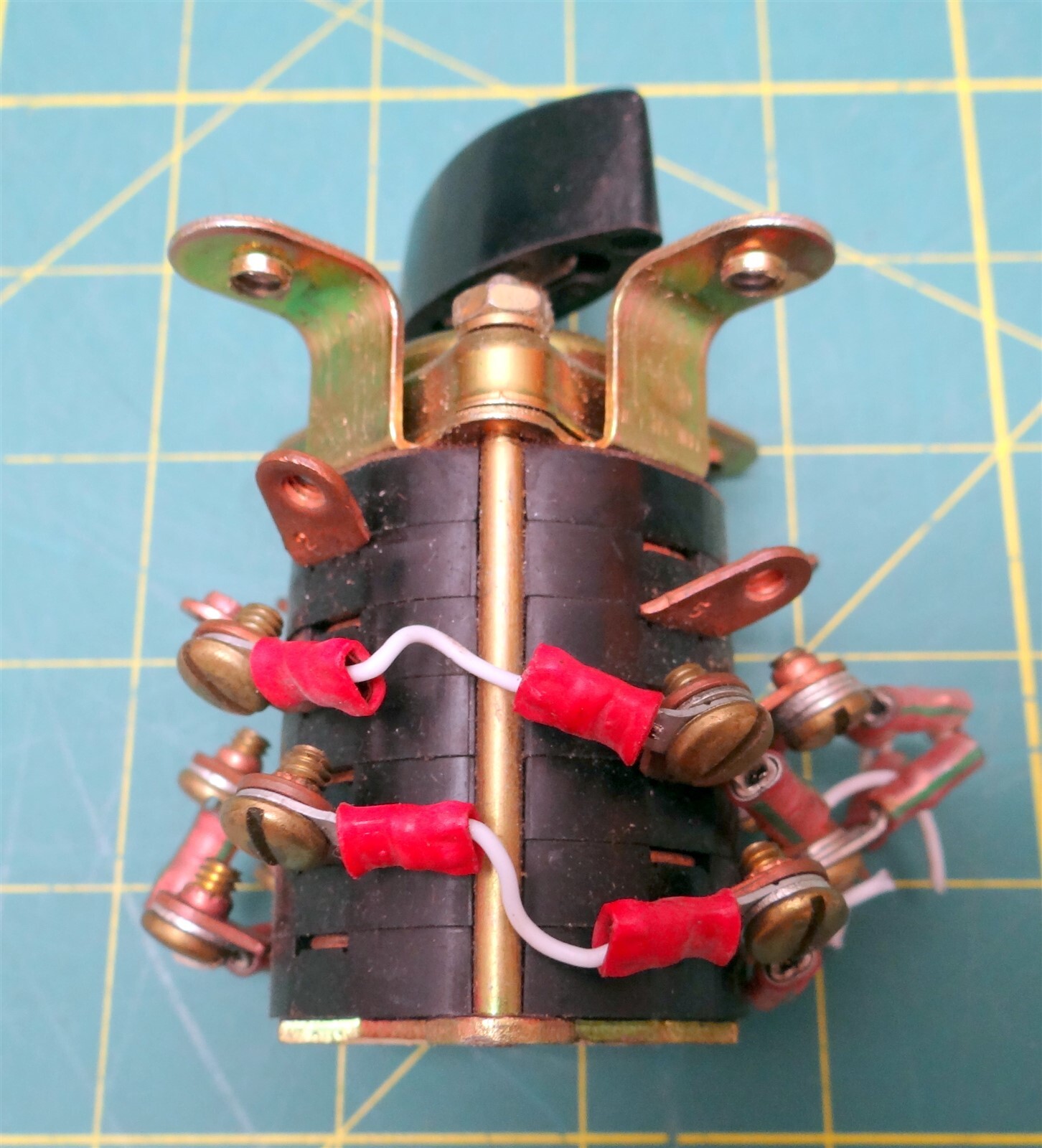 ElectroSwitch Series 101 Four Hole Mount Rotary-Action Control Switch