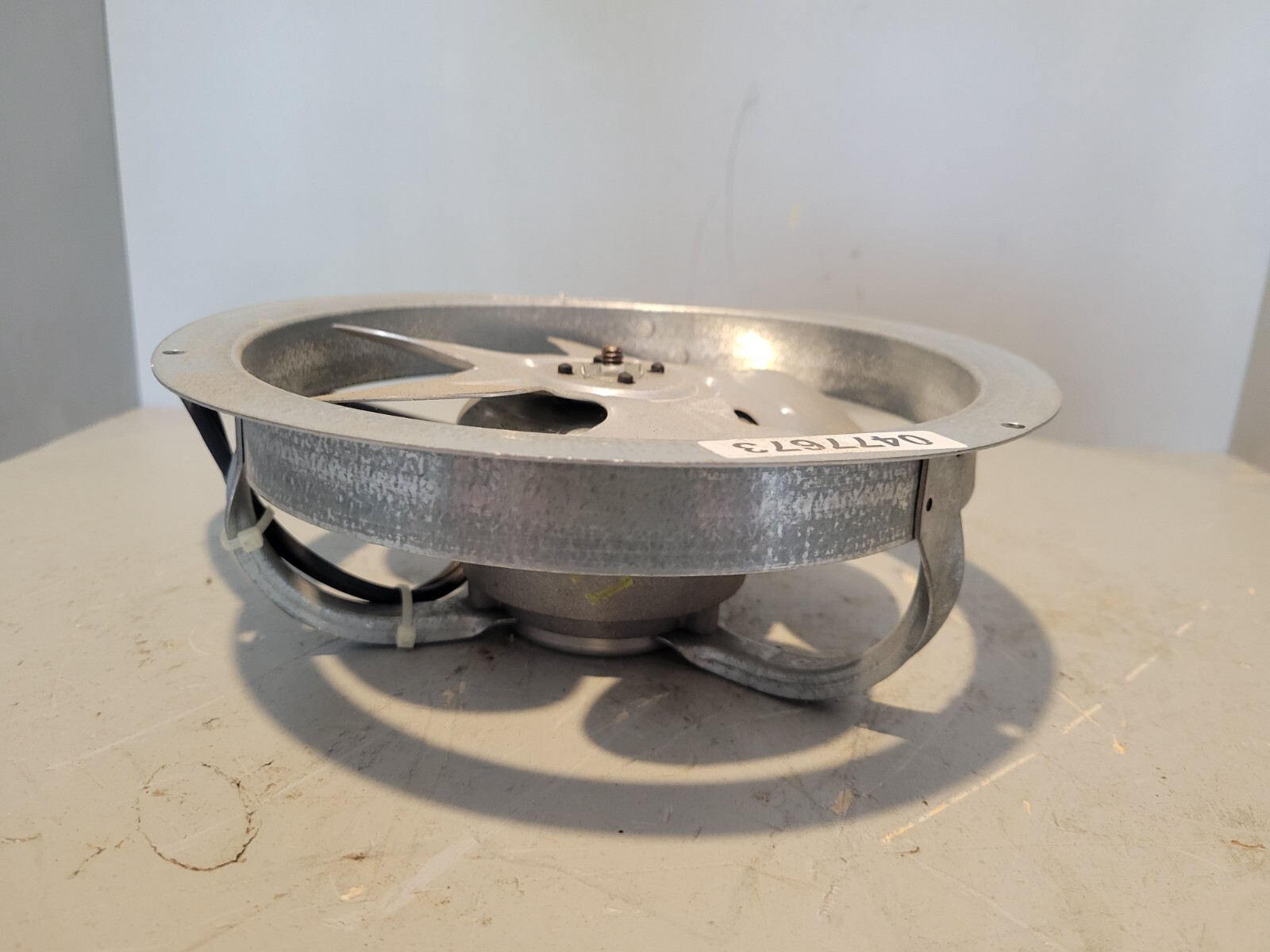 Hussmann 5 Blade 7″ Fan Assembly, 115V, 0.29A, 4W, 1450RPM, 0477673, SVC 441-101