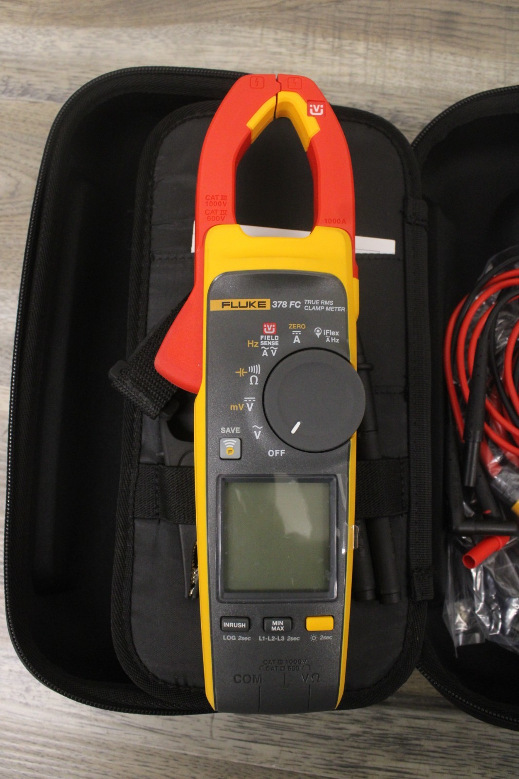 Fluke 378 FC Non-Contact Voltage True-rms AC/DC Clamp Meter iFlex 3-phase Tests