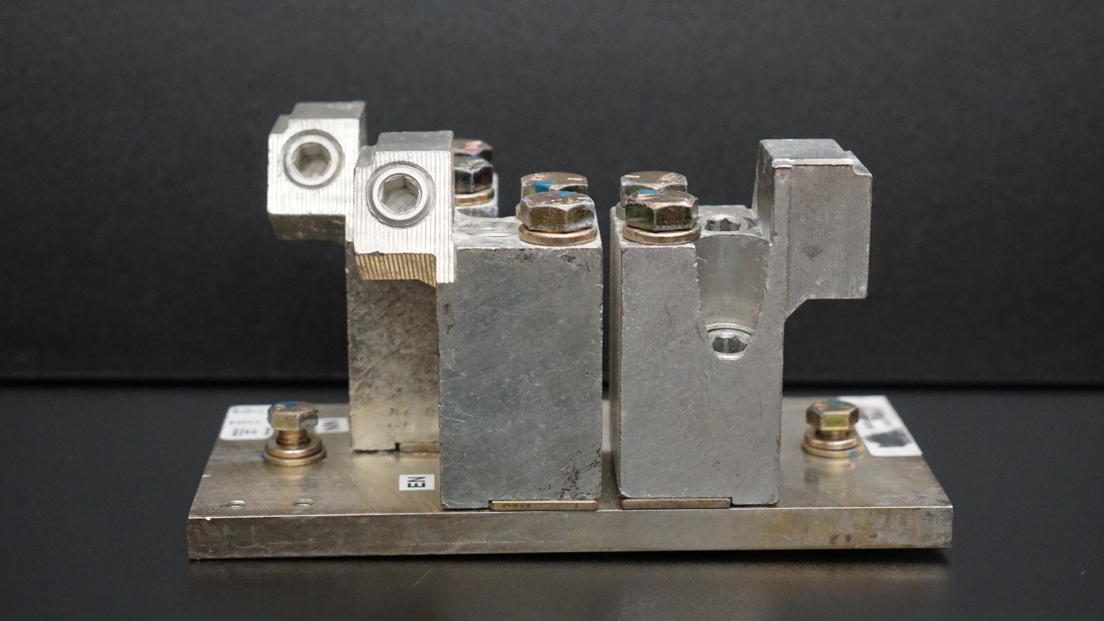 Eaton Cutler Hammer 8885C62G02 Lug Kit 1000A w/ ILSCO TA1201NB1