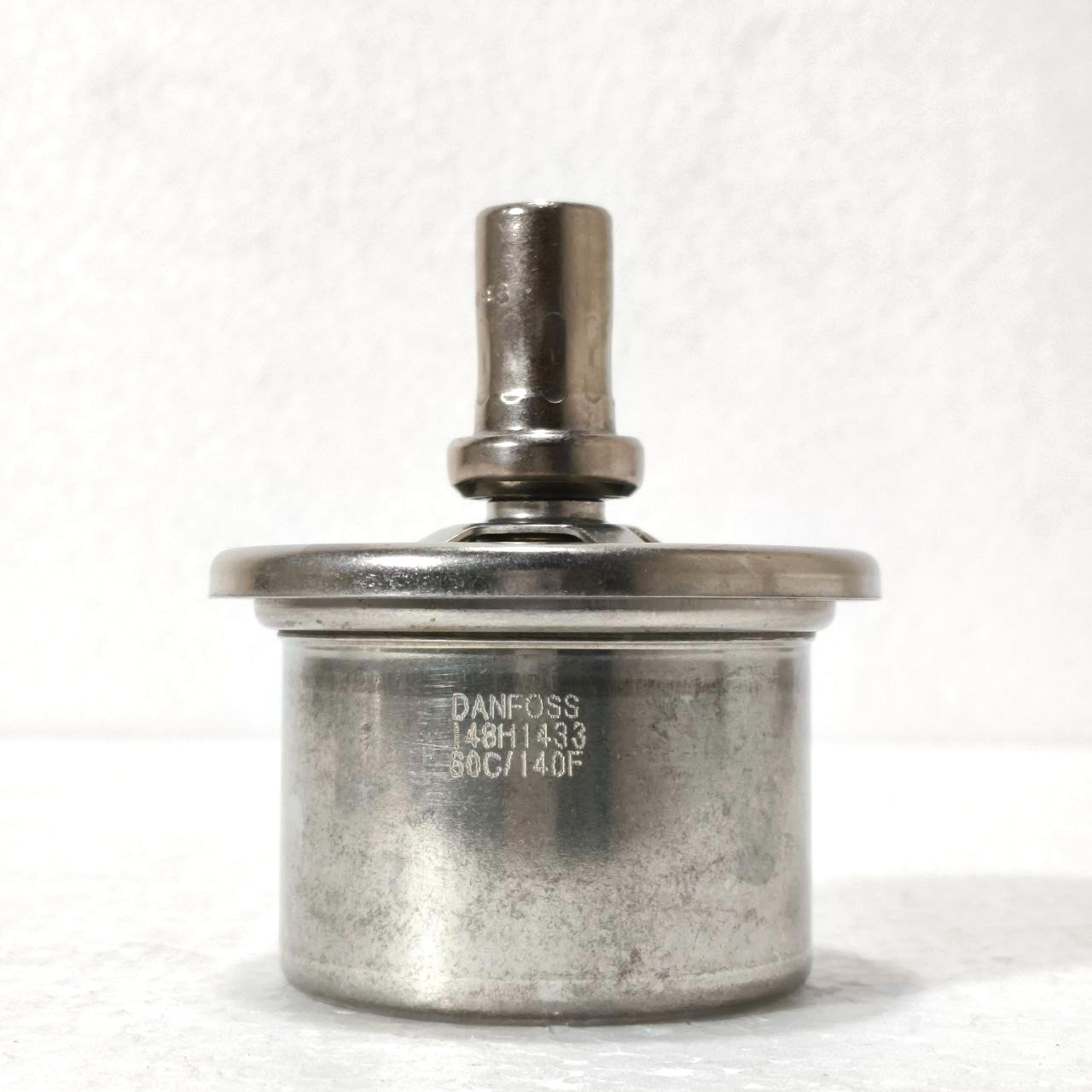 DANFOSS 148H3470 ORV THERMOSTAT OIL TEMPERATURE REGULATING VALVE 60°C 140°F