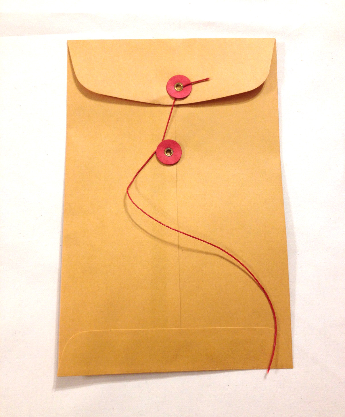 Manilla envelopes 5-1/2″ X 8-1/2″ string closure Lot of 25 Free shipping