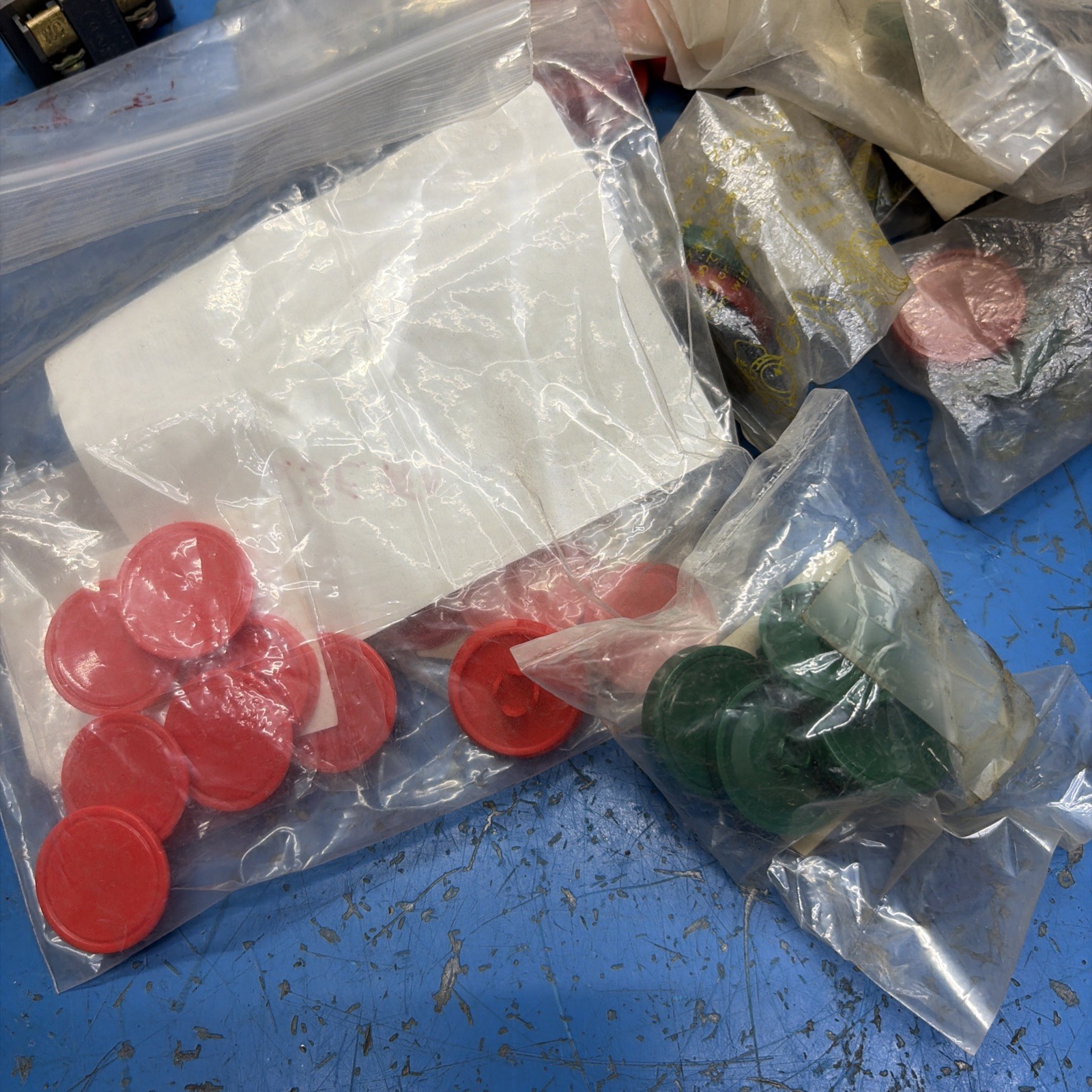 Large Lot Of IDEC ABN Switches And Colored Cap Tops Fast Shipping! + Warranty