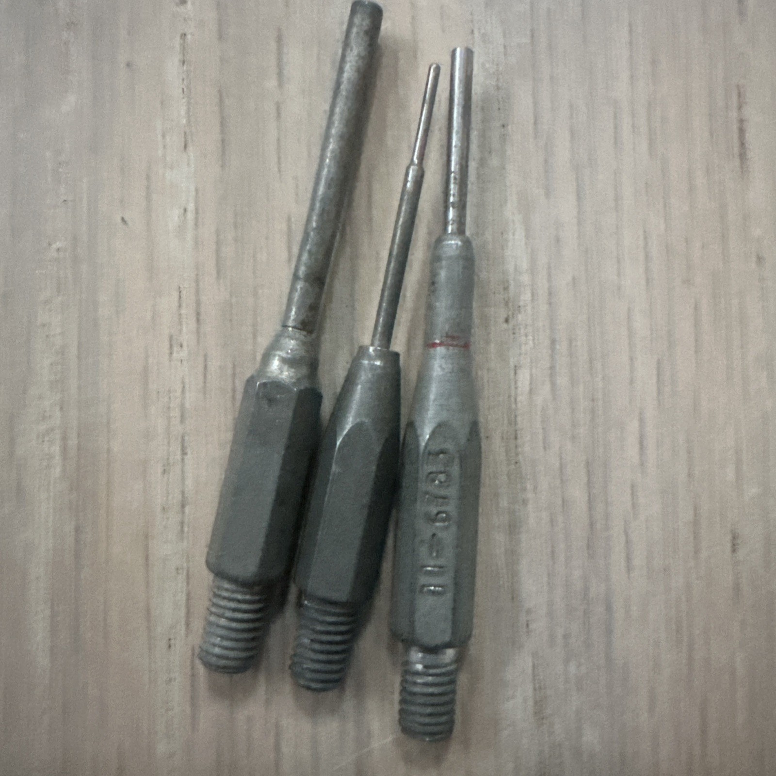 Bendix 11-6900 extraction insertion removal tool kit w/11-3697, 6783, 6784